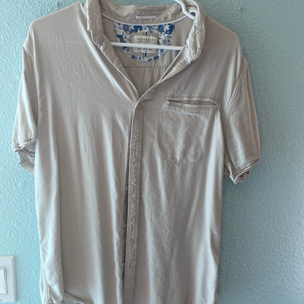 Cactus Man button up shirt. Size large. Worn once!